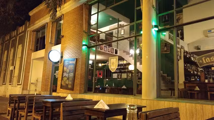 Las Piedras Irish Pub