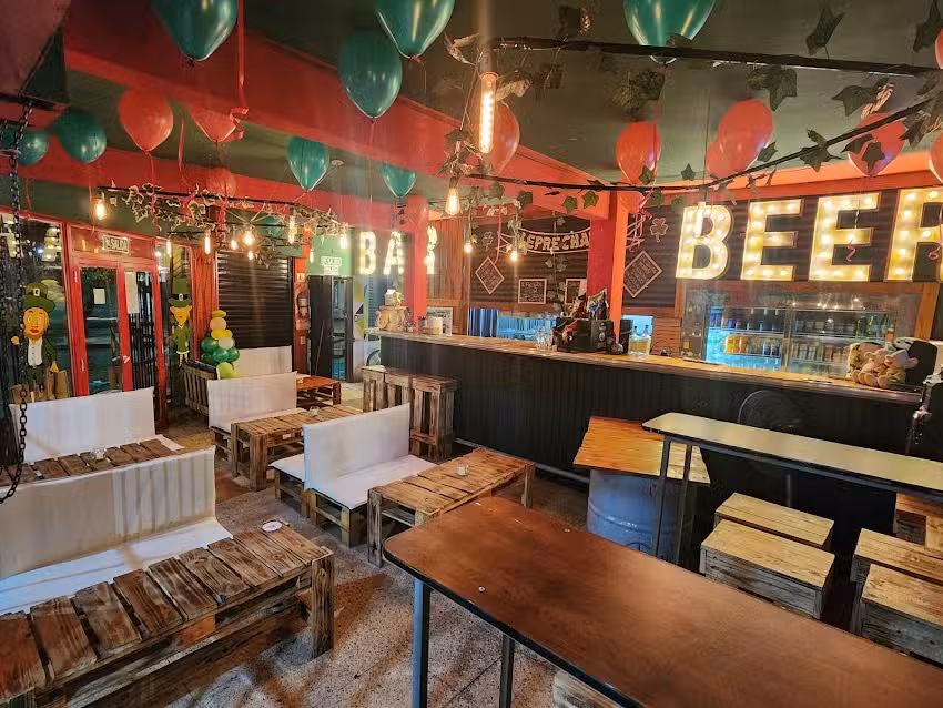 LEPRECHAUN RESTO BAR