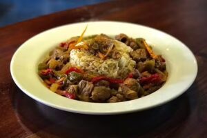 LIBERTADOR &ndash; Comidas Caseras & Cafe