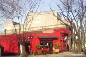 Lions Bar Caf&eacute;