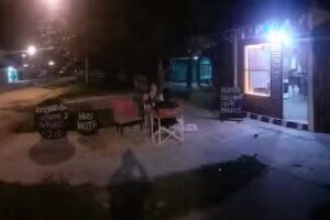 LO DE &ldquo;GANSI&rdquo; DRUGSTORE 24 HS.🥃🍻🍺🥟