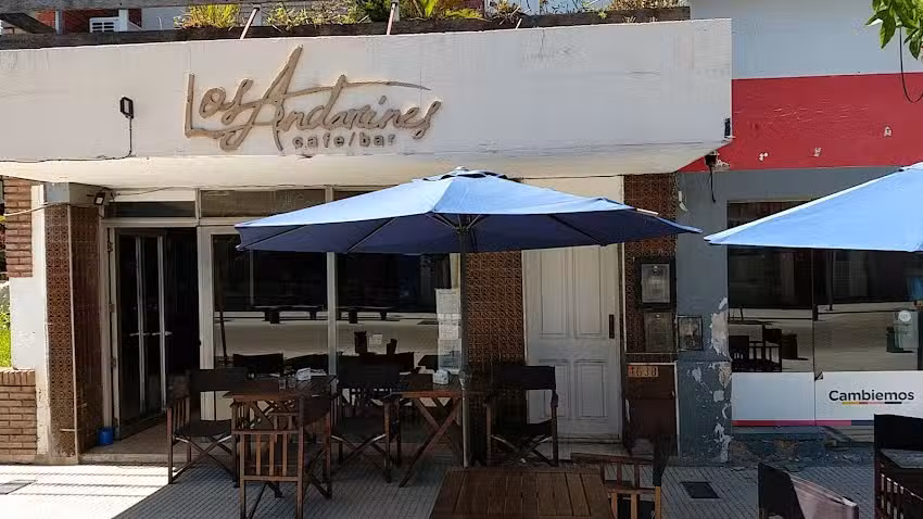Los Andarines Caf&eacute; Resto Bar