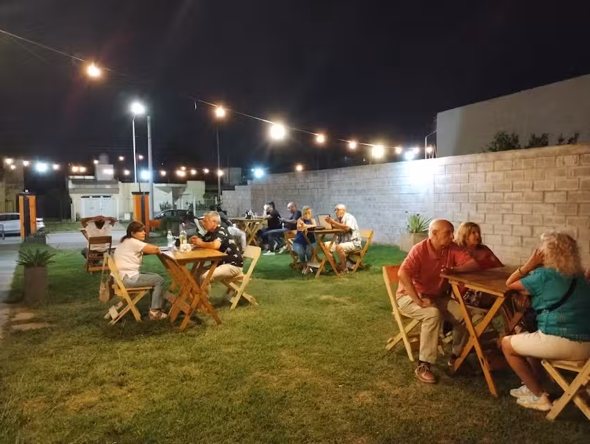 Los Molina ~ Restobar