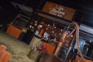 Los Molina ~ Restobar