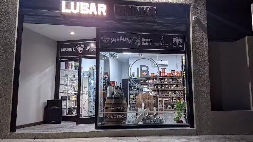 L&uacute;bar Drinks