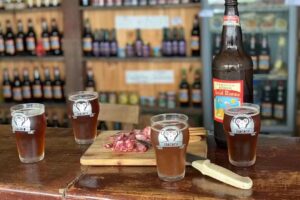 Macaco Regional Cerveza Artesanal Salames