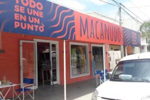 MACANUDO
