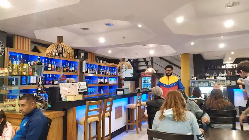 Margaretha Caf&eacute; de Mar