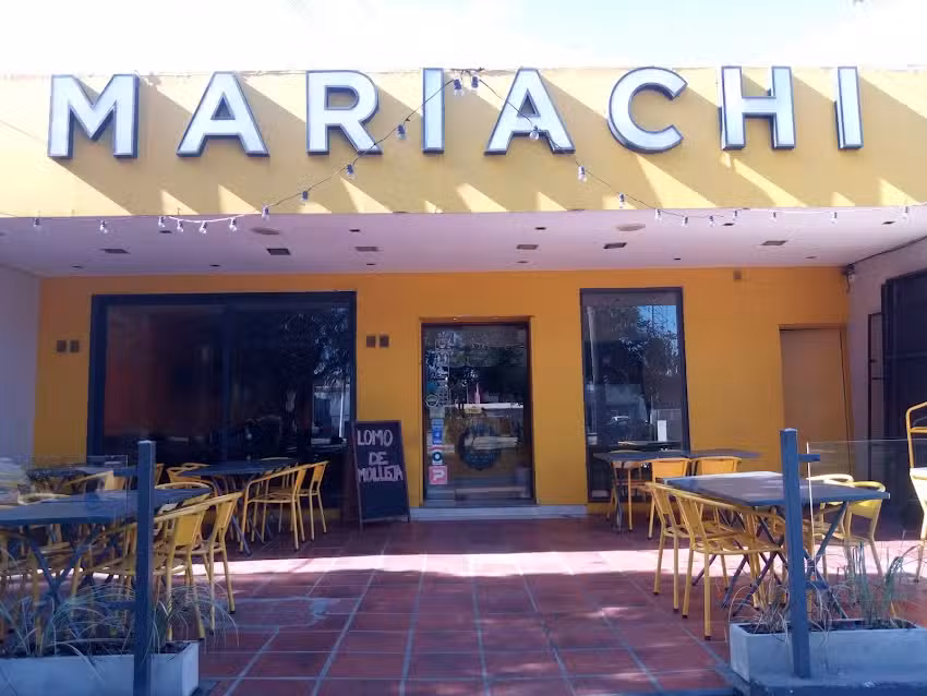 MARIACHI &ndash; Tacos & Lomos [Local con Delivery y Restor&aacute;n: Barrio Jard&iacute;n]