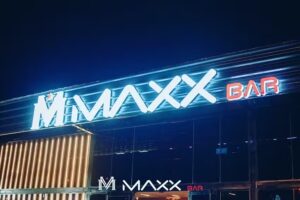 MAXX bar