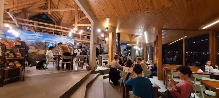 Medio Perro &ndash; BBQ & HOME