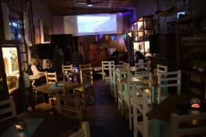 Medio Tono Club de M&uacute;sica