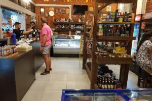 Mediterr&aacute;neo, Sabores Y Vinos.