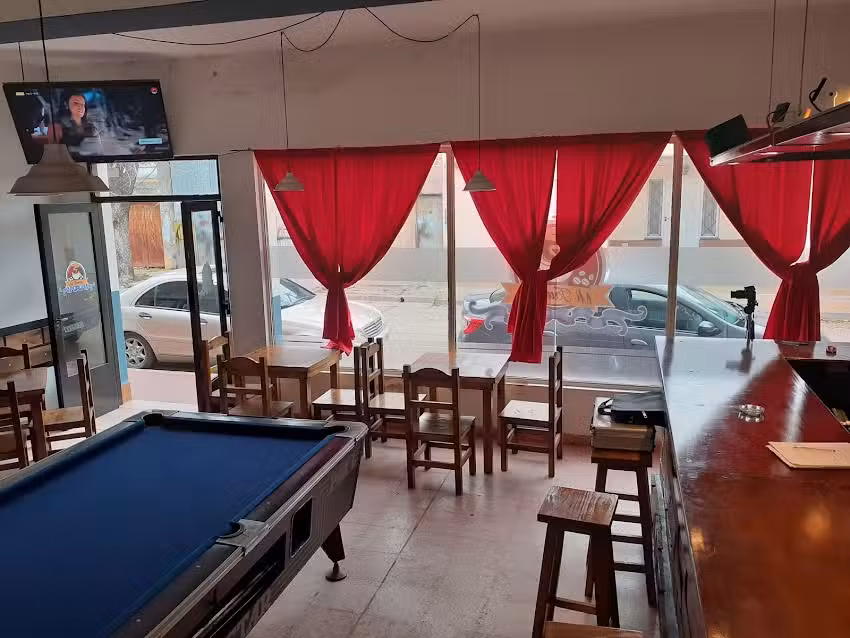 Mi Familia Cafeteria/Bar
