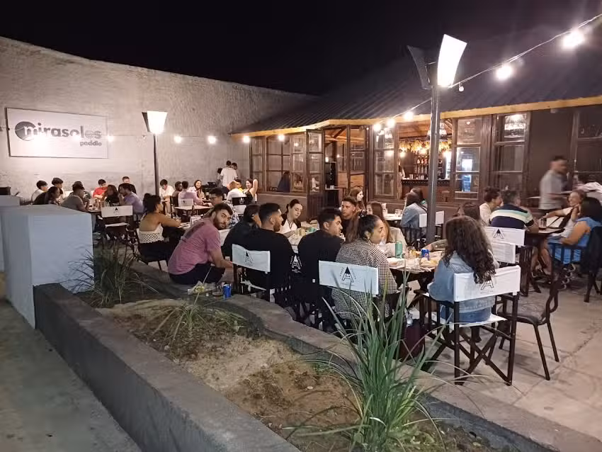 Mirasoles paddle bar