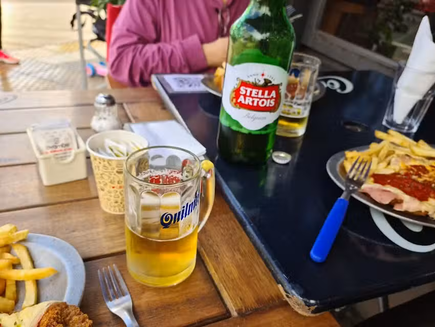 Nacha Caf&eacute; & Bar