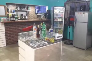 NANO&acute;S vinoteca