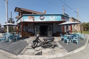 NAPOLES DRUGTORE VINOTECA