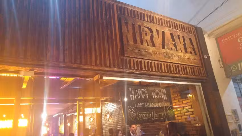 NEVERMIND lounge & beer