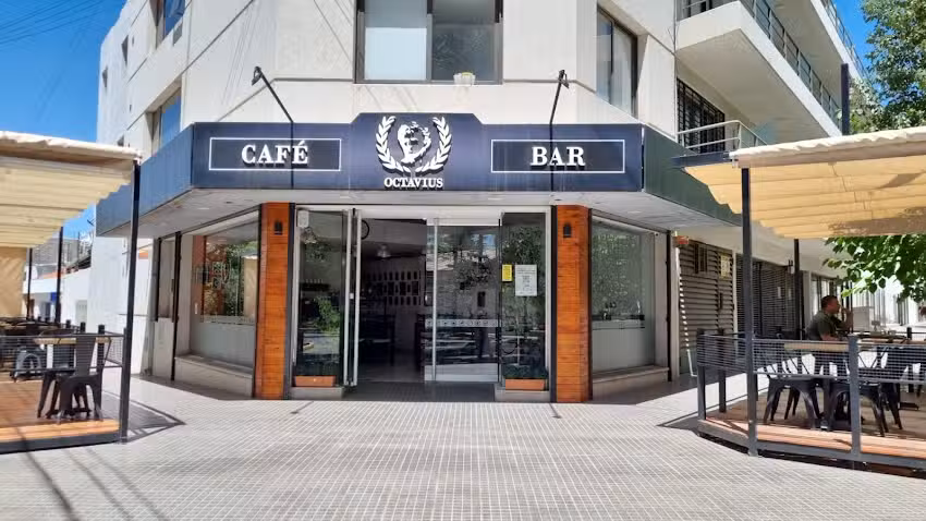 OCTAVIUS Cafe-bar