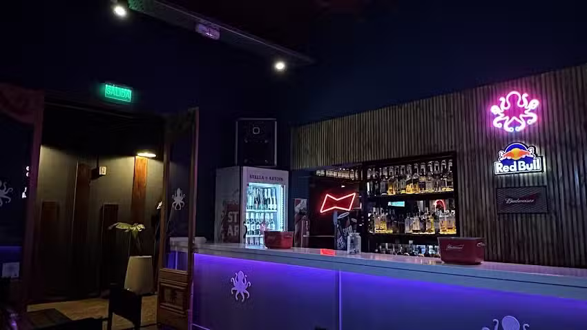 Octopus Bar