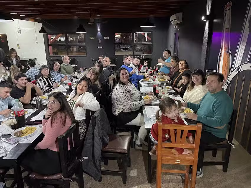 ORFILIA Live Music & Resto | Rio Cuarto