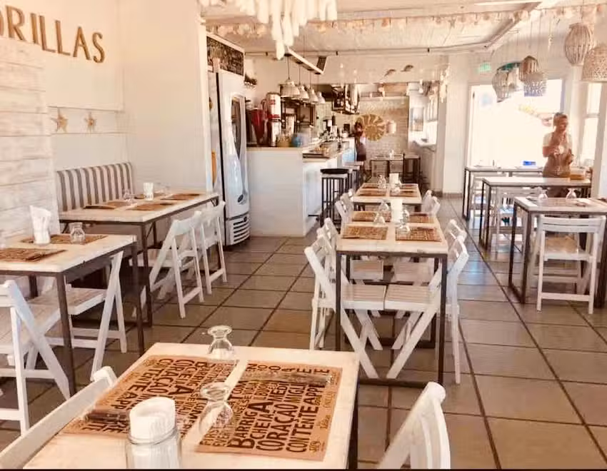 Orillas bar