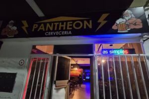 Pantheon- Resto bar- Cerveceria