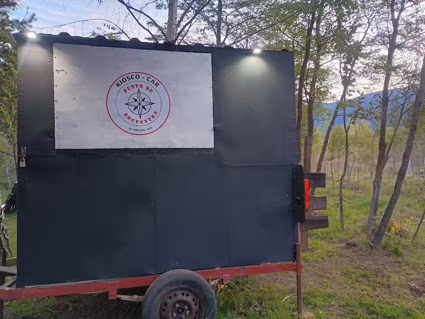 Paseo del azul.&rdquo;Punto de encuentro&rdquo;