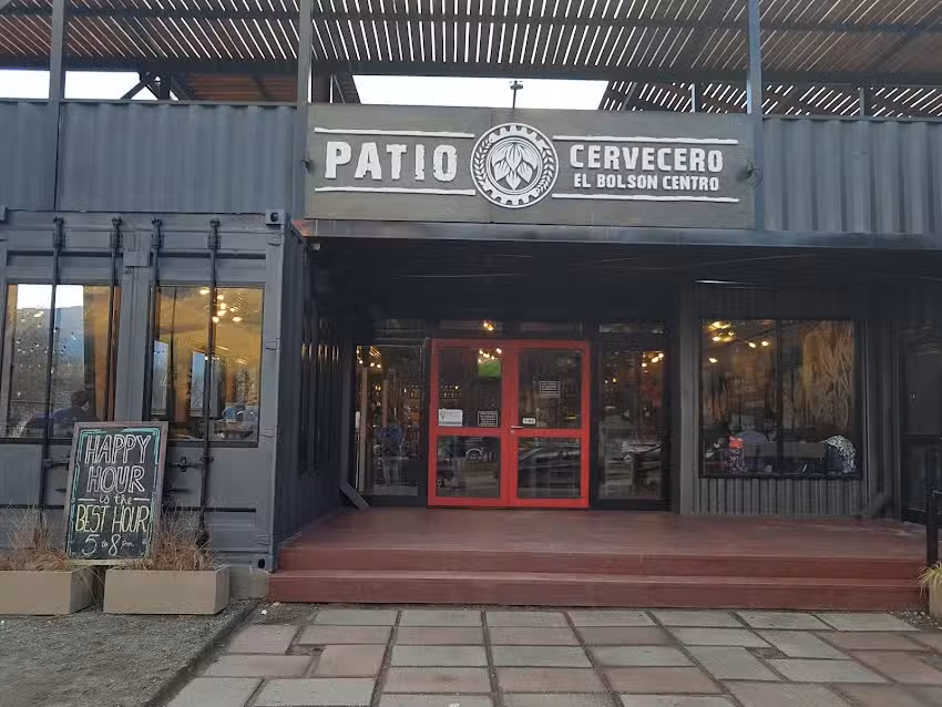 Patio Cervecero Entro