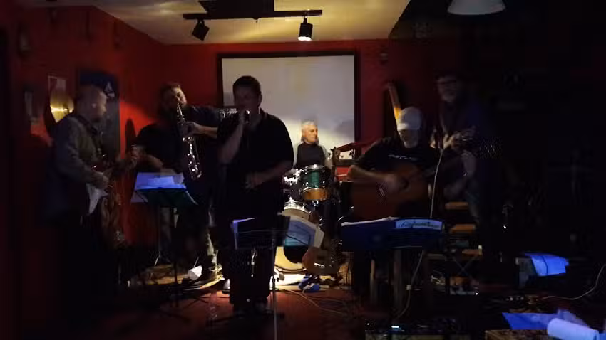 Pe&ntilde;i Bar, Galer&iacute;a De La Monta&ntilde;a