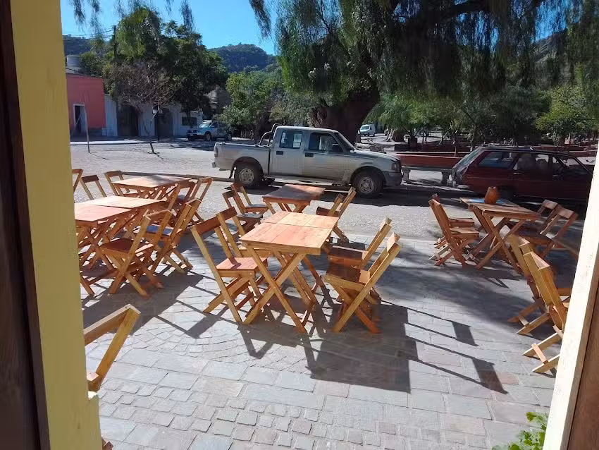 PIMIENTO &ndash; Pizzer&iacute;a &ndash; Cervecer&iacute;a &ndash; Restaurant &ndash; Bar