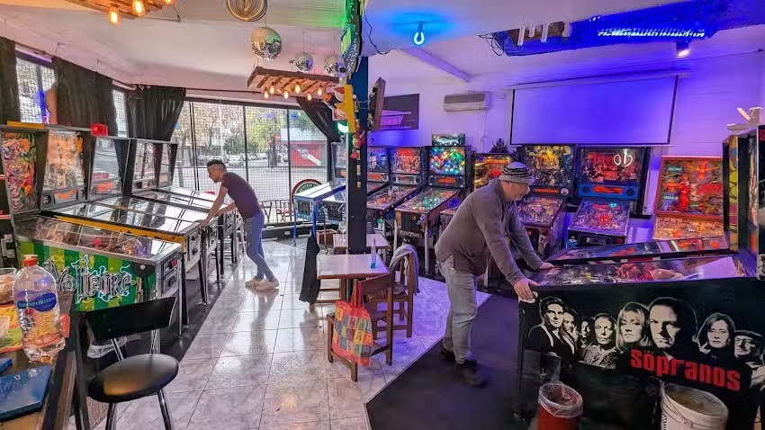 Pinbar10 &ndash; Club de Flipper Pinball + Bar