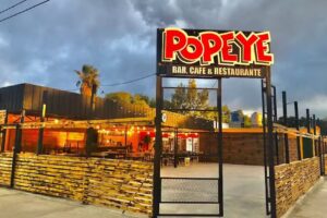 Popeye Bar, Café & Restautante