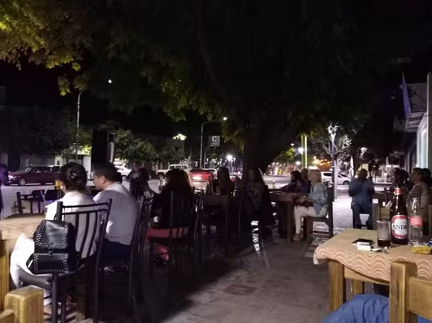 POPULUS BAR DE AMIGO