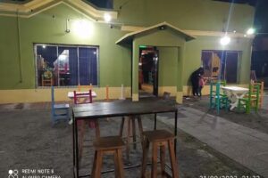 Rest&oacute; bar Horus