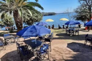 Resto Bar LA ISLA (Cadillal)