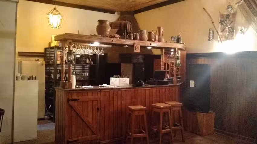 Resto Bar La Salte&ntilde;a