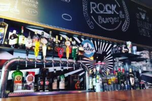 Rock and Burger Martinez