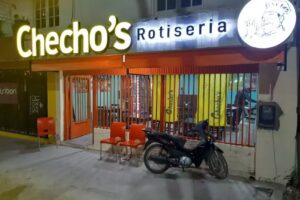 Rotiser&iacute;a Checho&rsquo;s