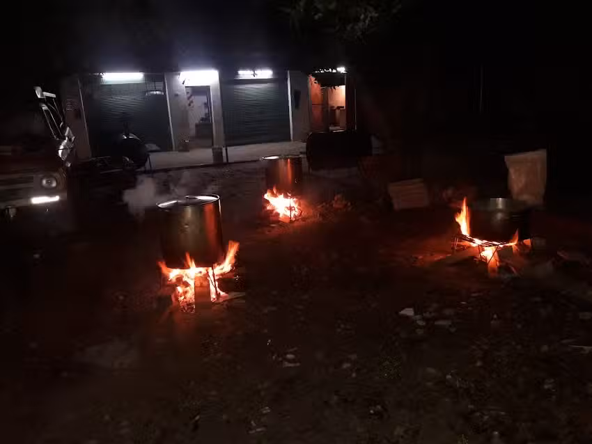 Rotiser&iacute;a Los Hermanos