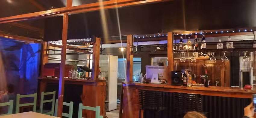 Rumbo Perdido &ndash; Bar, Hostel y Guarder&iacute;a para kayaks