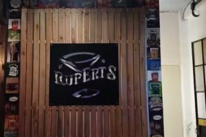 Rupert&rsquo;s cerveceria y pizzas a la parrilla