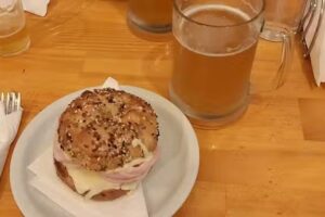 S P cervecer&iacute;a y cafeter&iacute;a