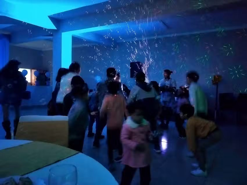 SALON DE EVENTOS SAKY