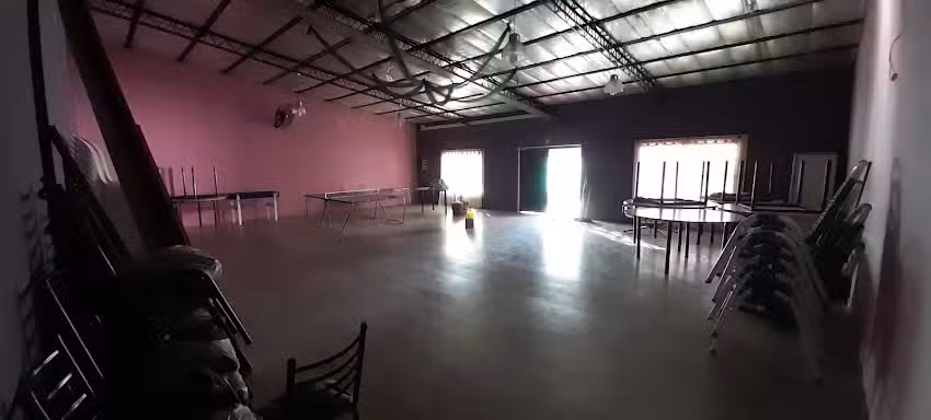 Salon De Eventos Y Piscina