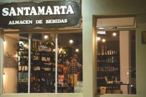 SANTAMARTA, vinoteca, regalos, habanos, gin, cerveza artesanal