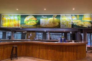 Solana Social Club – Canchas de pádel, Futbol, Gimnasio – Resto bar