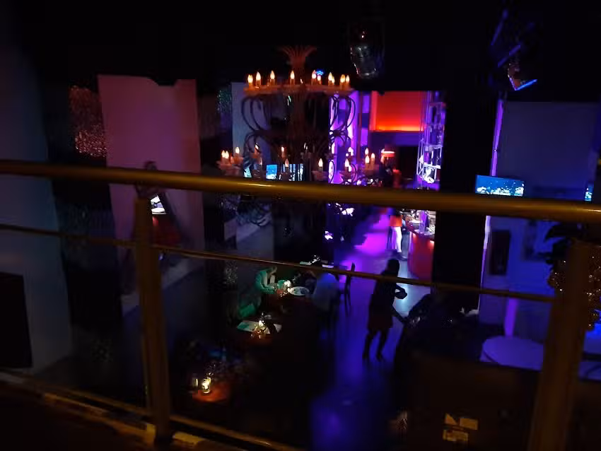 Sweet Club y Temptation Resto Bar