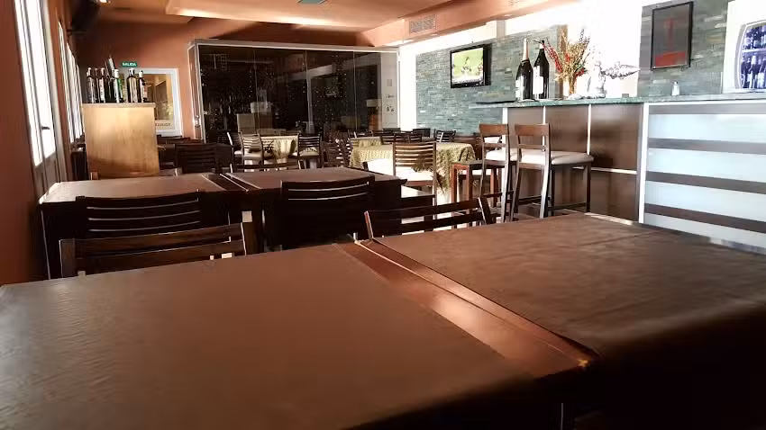 T Club &ndash; Resto Bar & Caf&eacute;